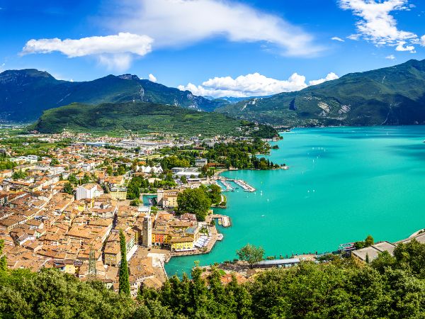 Najpiękniejsze jeziora europejskie na wakacje